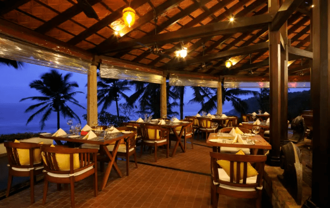 NiraamayaRetreatsInKovalamdinningarea