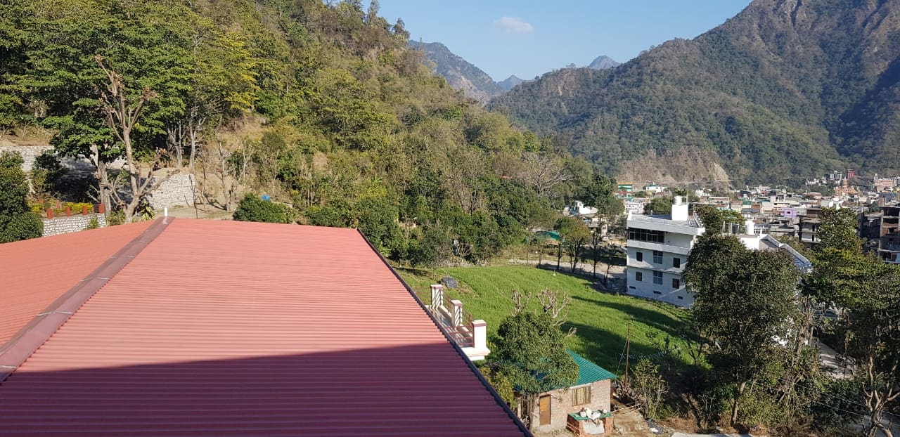 Ayuskama Retreat In Rishikesh
